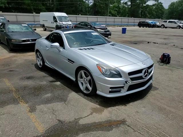 2016 Mercedes-Benz Slk 300 VIN: WDDPK3JA3GF121796 Lot: 59791585