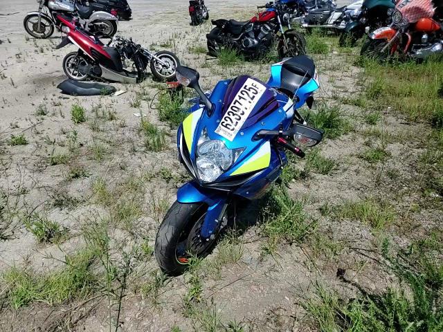 2015 Suzuki Gsx-R600 VIN: JS1GN7FA0F2100275 Lot: 62397125