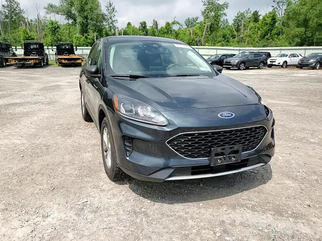 2022 Ford Escape Se VIN: 1FMCU9G62NUC02592 Lot: 61613325