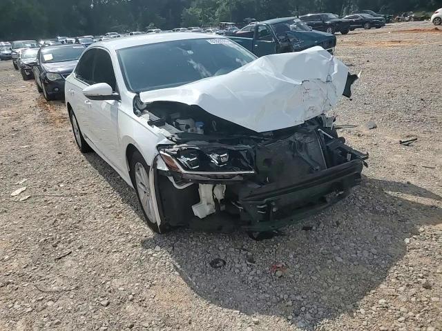 2020 Volkswagen Passat Se VIN: 1VWSA7A3XLC015810 Lot: 61828365
