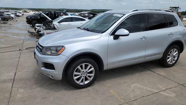 2013 Volkswagen Touareg V6 VIN: WVGEF9BP7DD008478 Lot: 61232775