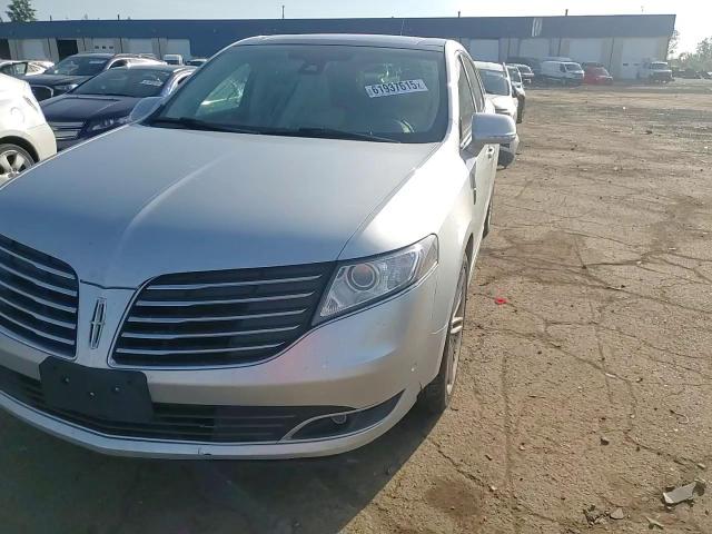 2019 Lincoln Mkt VIN: 2LMHJ5AT0KBL02749 Lot: 61937615