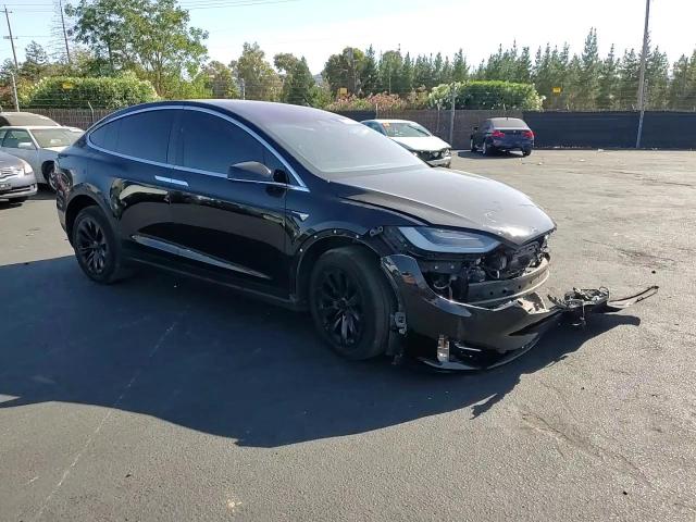 2020 Tesla Model X VIN: 5YJXCBE21LF305119 Lot: 62733885