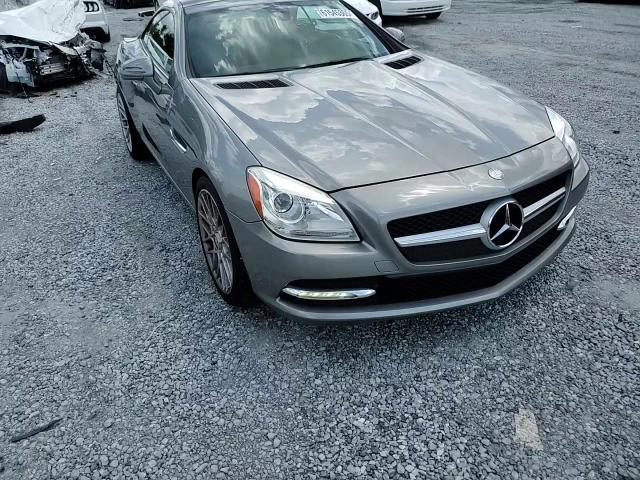2012 Mercedes-Benz Slk 350 VIN: WDDPK5HA9CF008608 Lot: 61545365