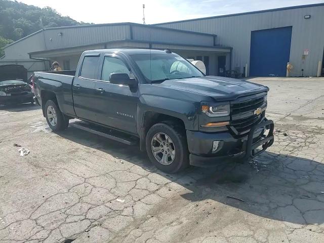 2017 Chevrolet Silverado K1500 Lt VIN: 1GCVKREC8HZ336137 Lot: 62468935