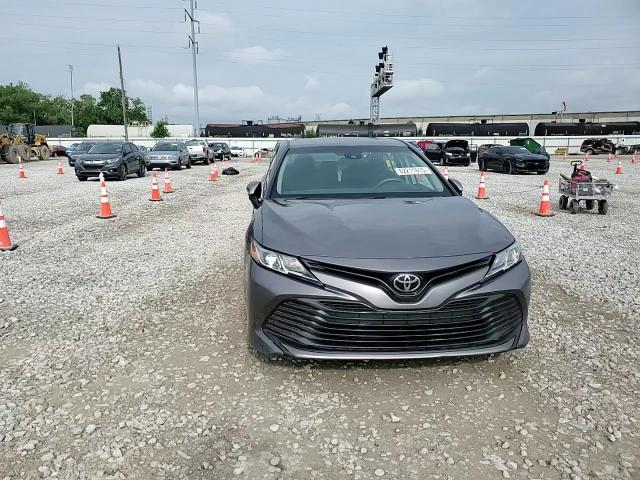 2018 Toyota Camry L VIN: 4T1B11HK3JU648570 Lot: 62211615