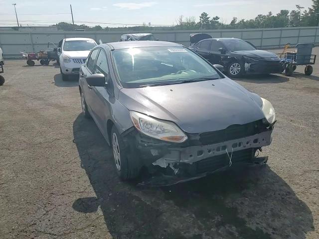 2013 Ford Focus S VIN: 1FADP3E22DL141929 Lot: 62655285
