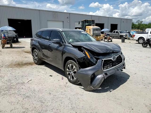 2022 Toyota Highlander Xle VIN: 5TDGZRAH4NS124953 Lot: 62035125