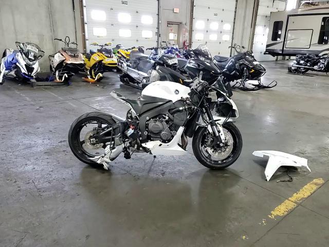 2008 Honda Cbr600 Rr VIN: JH2PC40028M105597 Lot: 61161295