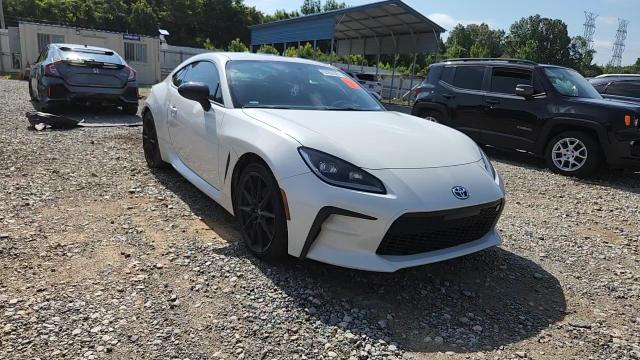 2024 Toyota Gr 86 Premium VIN: JF1ZNBE17R9758227 Lot: 62952305