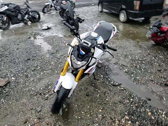 2018 BMW G310 R VIN: WB30G1105JR856668 Lot: 61173935