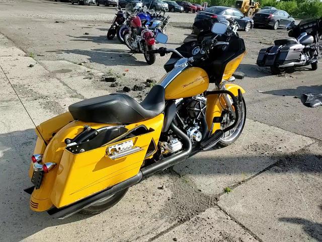 2012 Harley-Davidson Fltrx Road Glide Custom VIN: 1HD1KHM12CB674609 Lot: 60834685