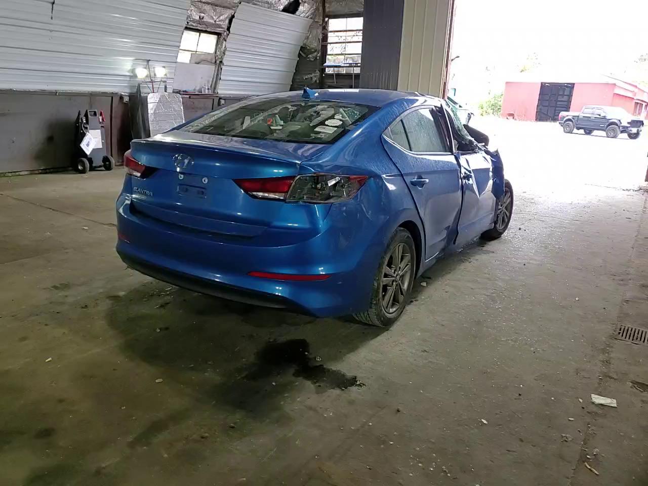 Фото: 5NPD84LF9HH185584