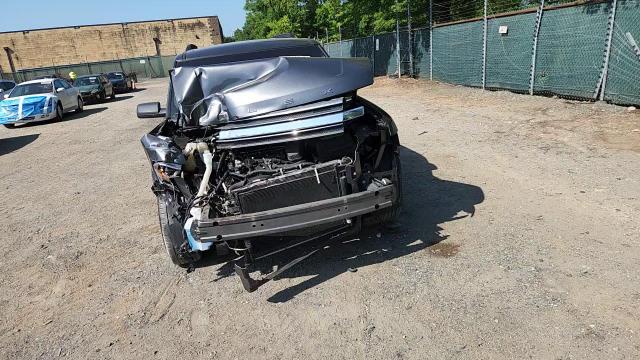 2018 Ford Flex Se VIN: 2FMGK5B8XJBA19370 Lot: 62233515