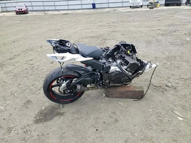 2019 Suzuki Gsx-R750 VIN: JS1GR7MA0K7100412 Lot: 60195895