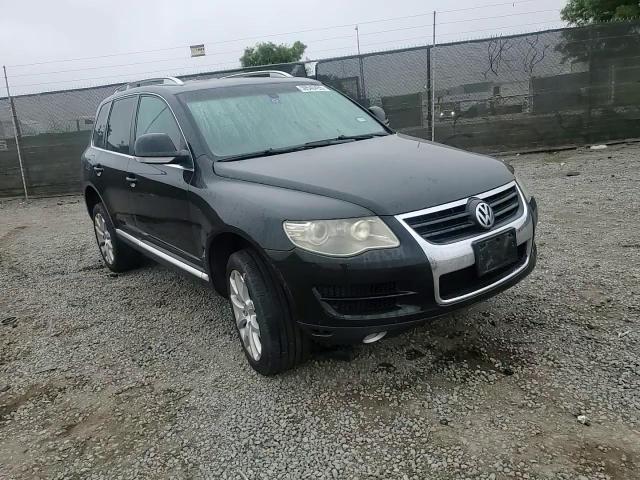 2010 Volkswagen Touareg Tdi VIN: WVGFK7A96AD001251 Lot: 59540455