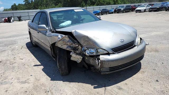 1999 Lexus Es 300 VIN: JT8BF28G8X0220791 Lot: 61610595