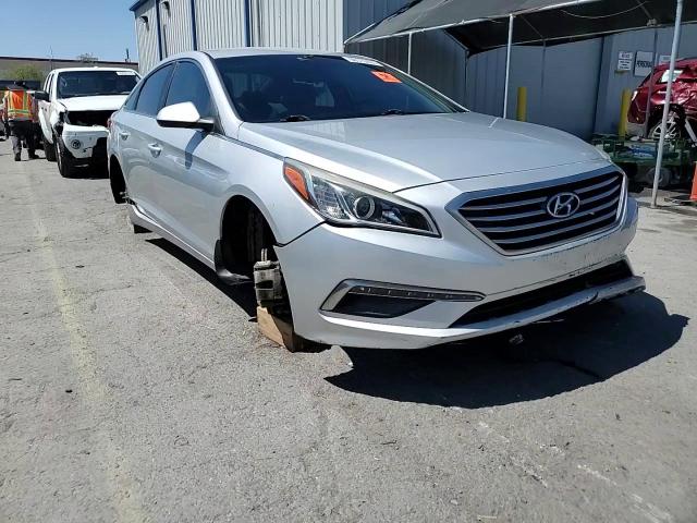 2015 Hyundai Sonata Se VIN: 5NPE24AF1FH235528 Lot: 60510405