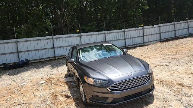 2017 Ford Fusion Se Hybrid VIN: 3FA6P0LU1HR106754 Lot: 63159605