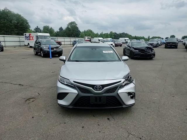 2018 Toyota Camry L VIN: 4T1B11HK8JU083524 Lot: 59546255