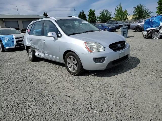 2007 Kia Rondo Base VIN: KNAFG525877076012 Lot: 61376985