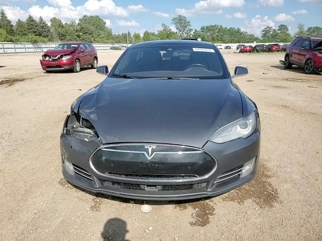 2015 Tesla Model S VIN: 5YJSA1E23FF118933 Lot: 62489355