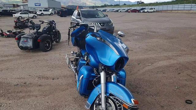 2011 Harley-Davidson Flhtcu VIN: 1HD1FC413BB608334 Lot: 62081185