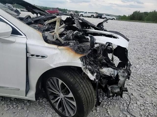2018 Buick Lacrosse Essence VIN: 1G4ZP5SS8JU116390 Lot: 61374595