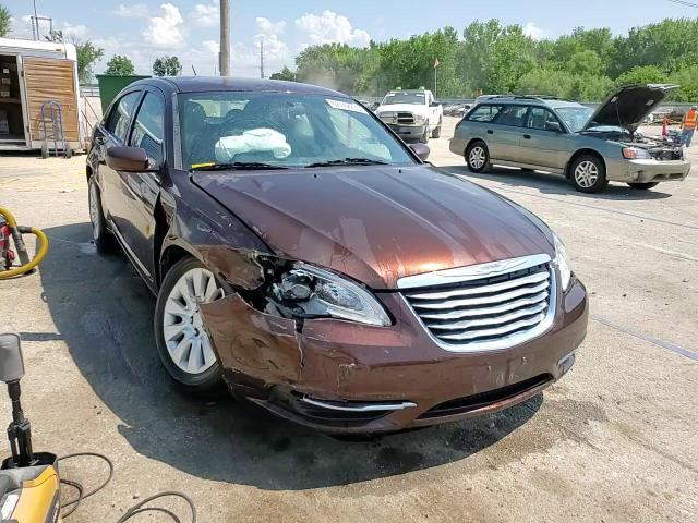 2013 Chrysler 200 Lx VIN: 1C3CCBAB1DN560364 Lot: 62742275