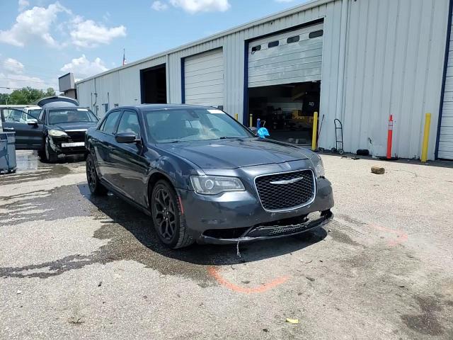 2019 Chrysler 300C VIN: 2C3CCAGG2KH536867 Lot: 61844375