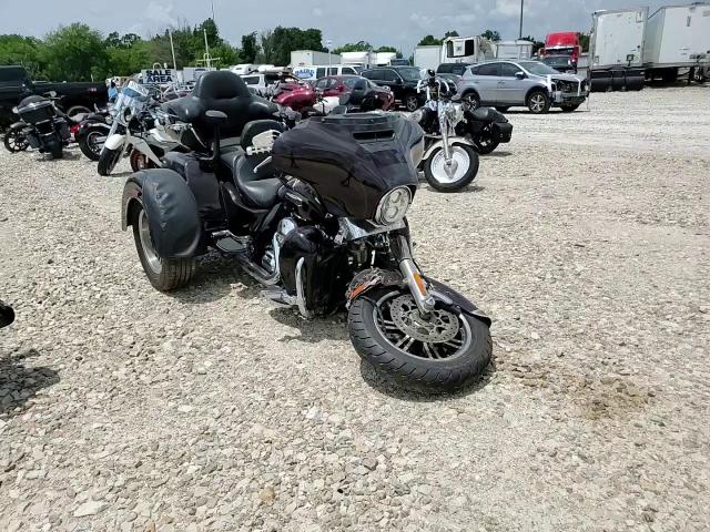 2014 Harley-Davidson Flhtcutg Tri Glide Ultra VIN: 1HD1MAL17EB854996 Lot: 60324715
