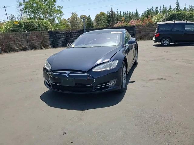 2014 Tesla Model S VIN: 5YJSA1H14EFP44945 Lot: 61503425