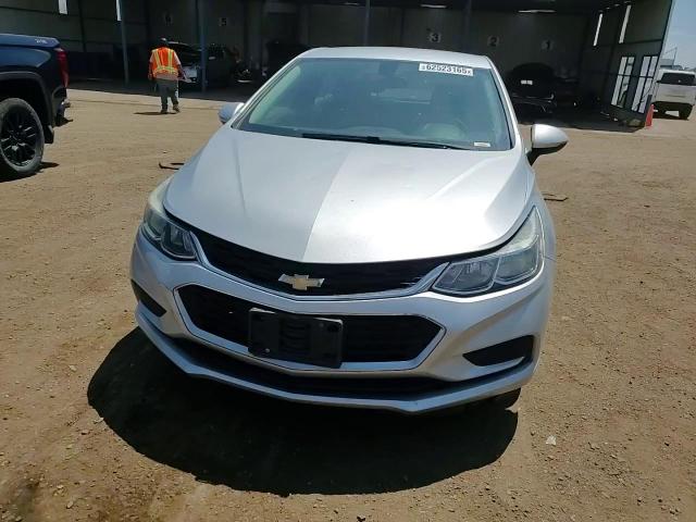 2018 Chevrolet Cruze Ls VIN: 1G1BC5SM8J7235034 Lot: 62523165