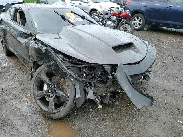 2018 Chevrolet Camaro Ss VIN: 1G1FE1R7XJ0186321 Lot: 62278435