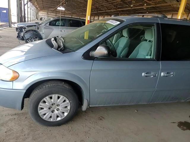 2005 Chrysler Town & Country Lx VIN: 2C4GP44R95R566682 Lot: 58984305