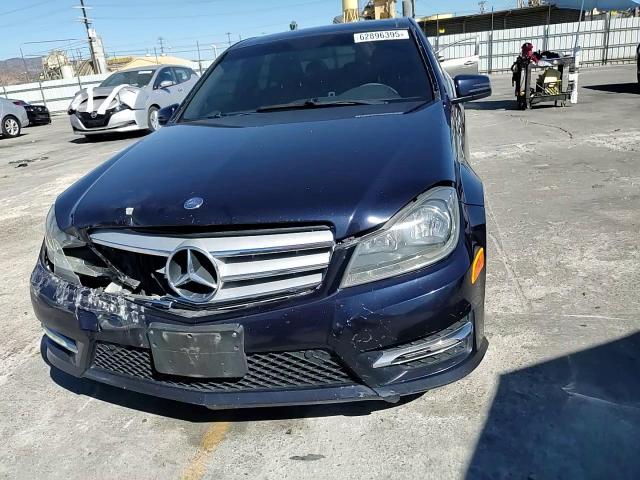 2012 Mercedes-Benz C 250 VIN: WDDGF4HB4CA635818 Lot: 62896395