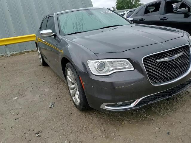 2019 Chrysler 300 Limited VIN: 2C3CCAEG6KH536633 Lot: 60088425