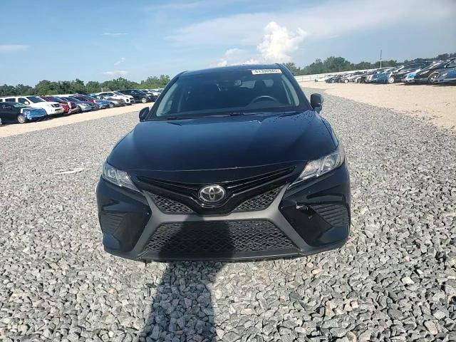 2018 Toyota Camry L VIN: 4T1B11HK0JU560009 Lot: 61396945