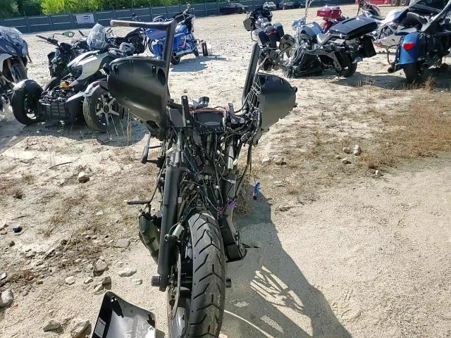 2016 Harley-Davidson Flhx Street Glide VIN: 1HD1KBM15GB688409 Lot: 62700205
