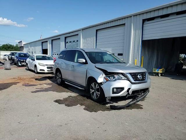 2018 Nissan Pathfinder S VIN: 5N1DR2MN5JC677727 Lot: 62847605