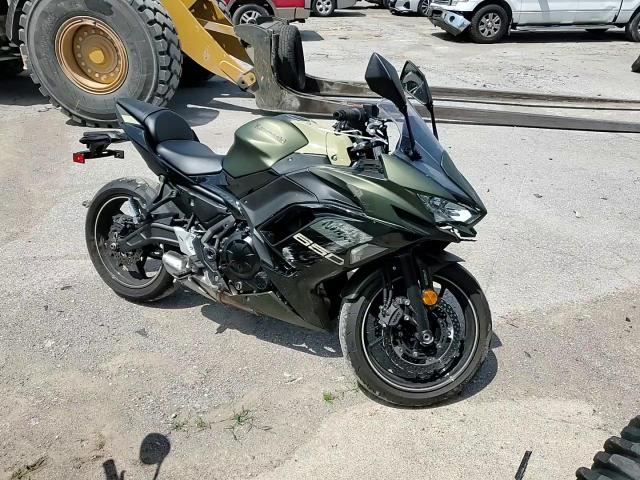 2024 Kawasaki Ex650 P VIN: ML5EXEP13RDAC3008 Lot: 62890775