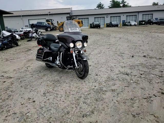 2011 Harley-Davidson Flhtcu VIN: 1HD1FC416BB674022 Lot: 59542695