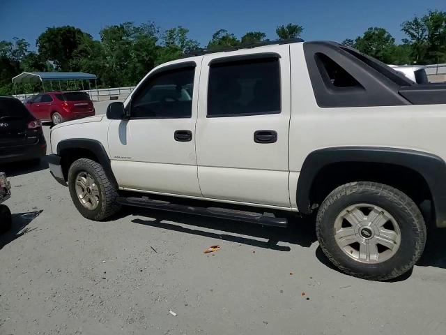 2005 Chevrolet Avalanche C1500 VIN: 3GNEC12Z25G205098 Lot: 60939285