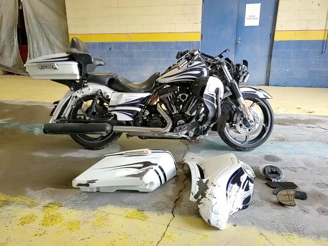 2016 Harley-Davidson Flhxse Cvo Street Glide VIN: 1HD1PXN14GB961482 Lot: 59434945