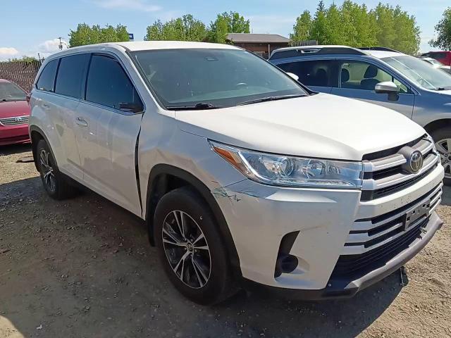 2019 Toyota Highlander Le VIN: 5TDZARFH3KS047397 Lot: 60499765