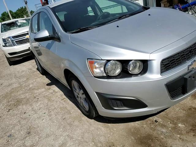 2012 Chevrolet Sonic Ls VIN: 1G1JA6SH7C4137692 Lot: 61487475