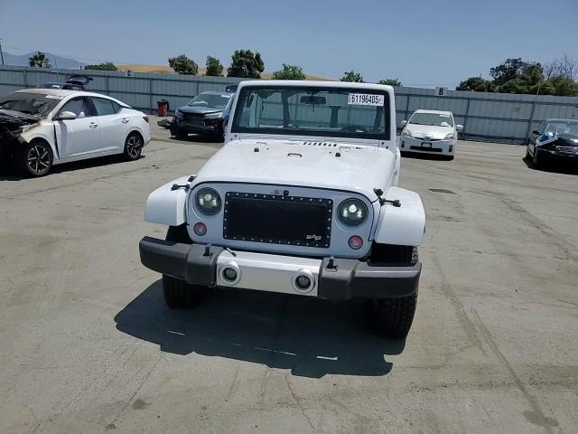 2015 Jeep Wrangler Unlimited Sahara VIN: 1C4BJWEG5FL764206 Lot: 61196405