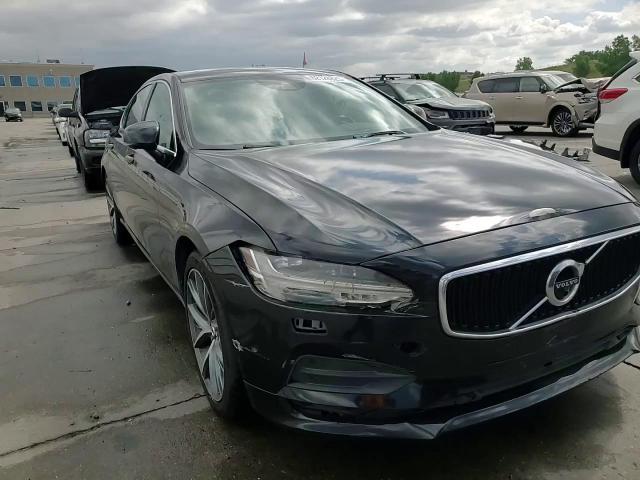 2018 Volvo S90 T5 Momentum VIN: LVY982MK9JP023754 Lot: 62128825