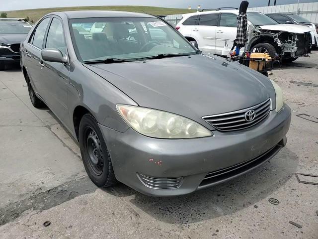 2005 Toyota Camry Le VIN: 4T1BE32K75U968392 Lot: 62611625