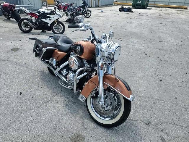 2008 Harley-Davidson Flhrc 105Th Anniversary Edition VIN: 1HD1FR4428Y600423 Lot: 60739455